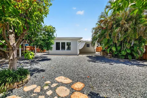 $650,000 | 709 Northwest 9th Court, Hallandale Beach, FL 33009