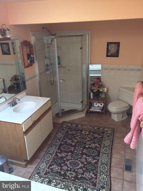 1814 Parkvue Road Fallston, MD 21047 - Photo 30 of 30 Bath (Master)