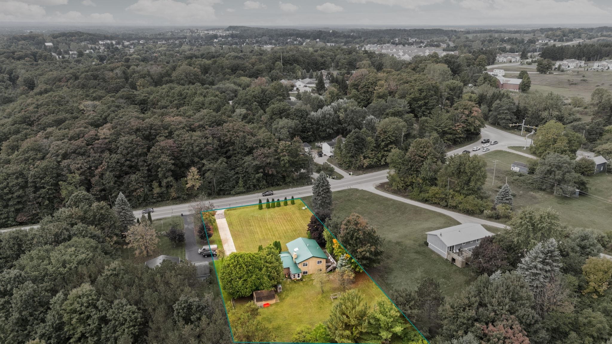 4722 Barnes Road Traverse City, MI 49684 - Photo 60 of 63 1939061-b3d3496a-f681-4d03-ab9f-ec807b386d0b.JPG