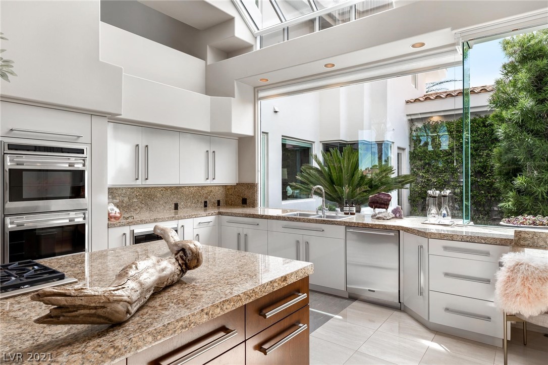 54 Innisbrook Avenue Las Vegas, NV 89113 - Photo 23 of 50