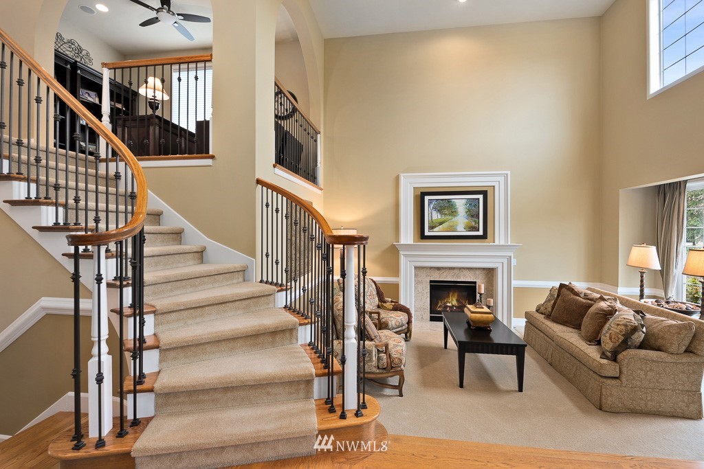 1714 Kitsap Place Northeast Renton, WA 98059 - Photo 4 of 40
