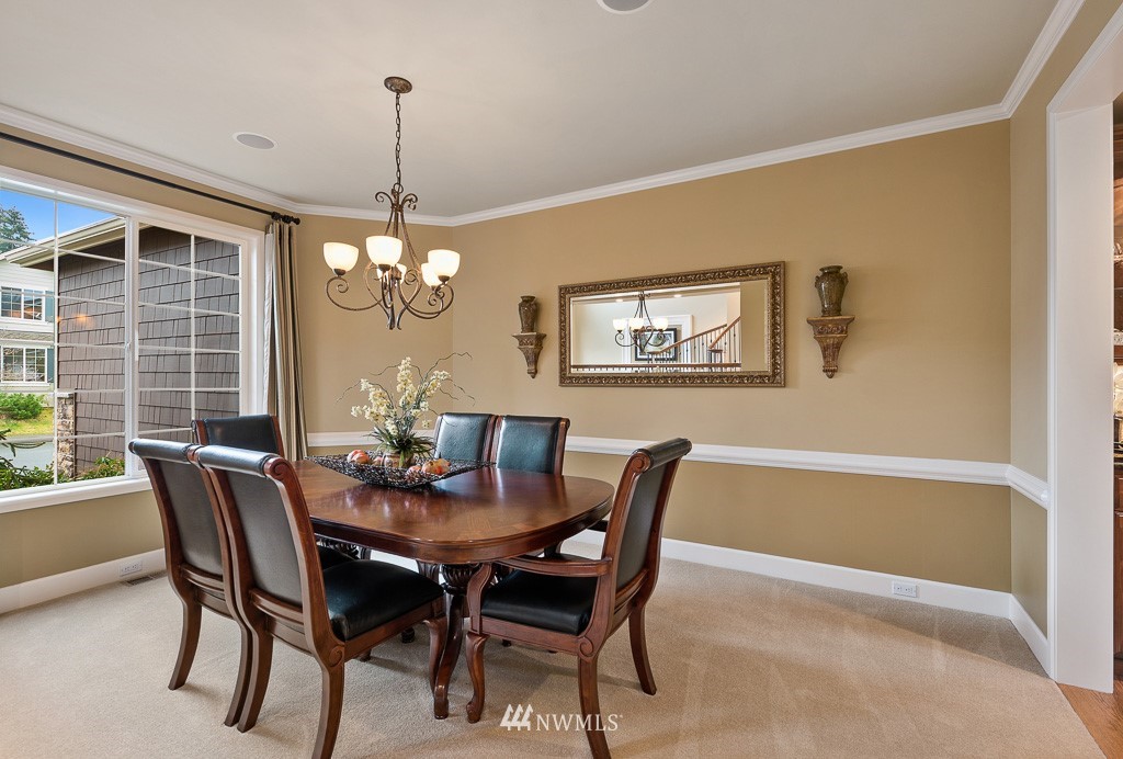 1714 Kitsap Place Northeast Renton, WA 98059 - Photo 6 of 40
