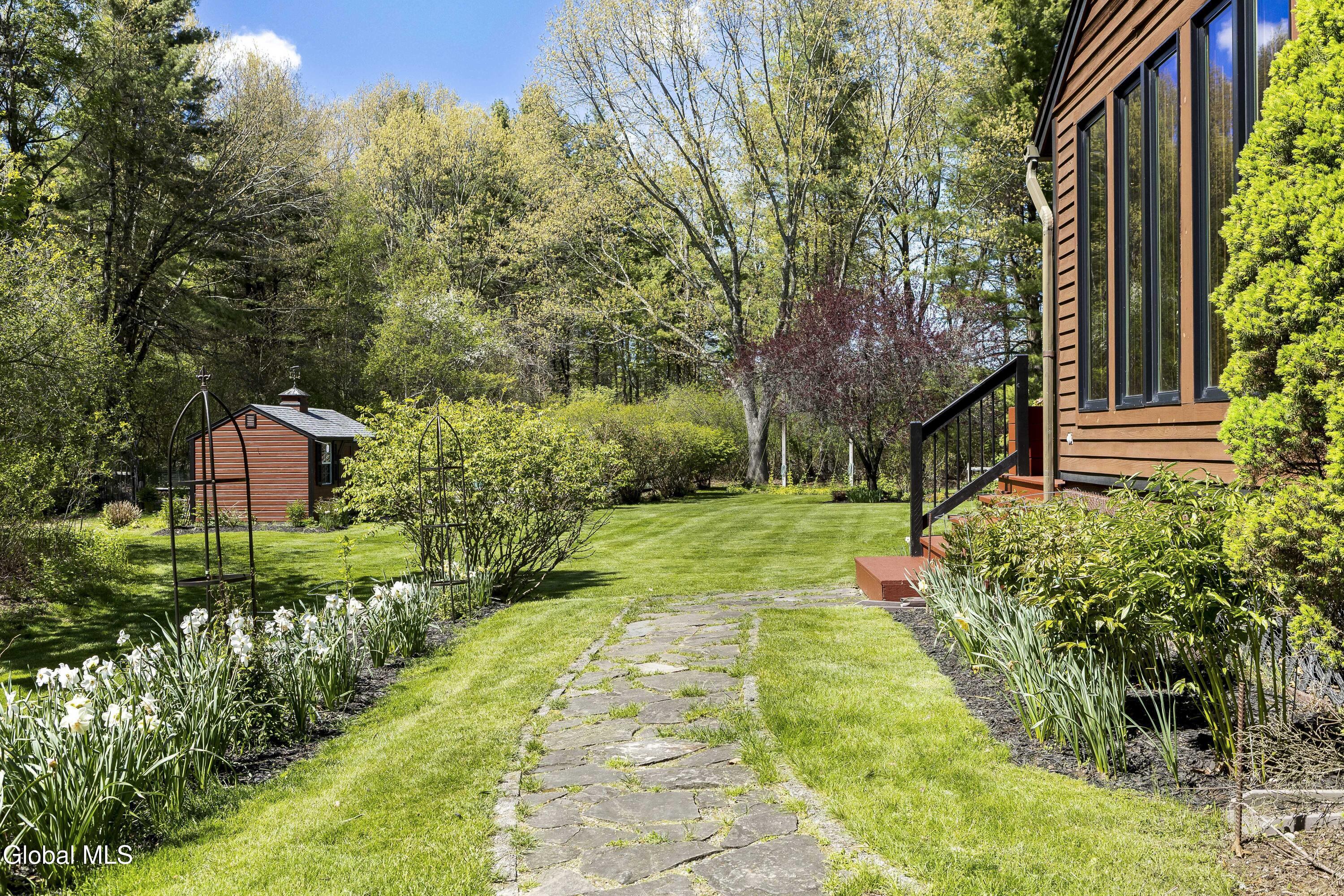 15 Dyer Switch Road Saratoga Springs, NY 12866 - Photo 49 of 70 55
