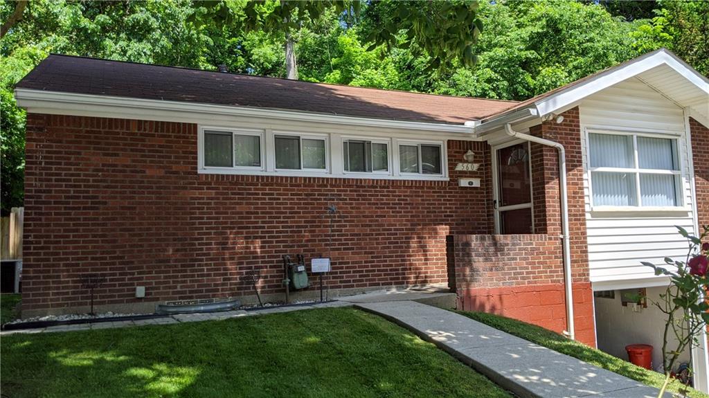 560 Long Road Penn Hills, PA 15235 - Photo 1 of 16 Gallery Image 1