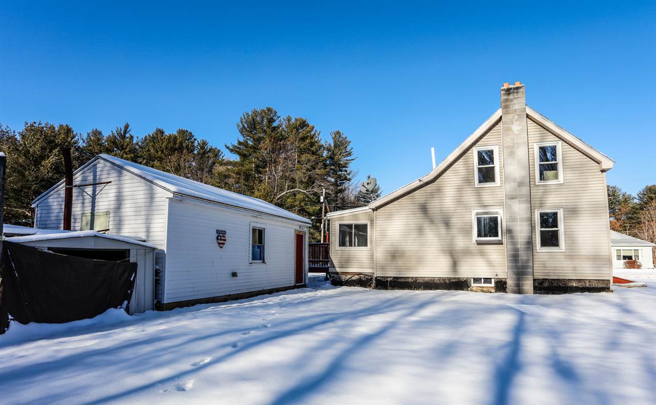 233 County Road Bedford, NH 03110 - Photo 2 of 31