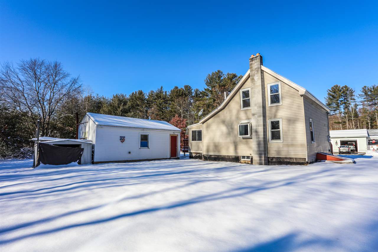 233 County Road Bedford, NH 03110 - Photo 3 of 31