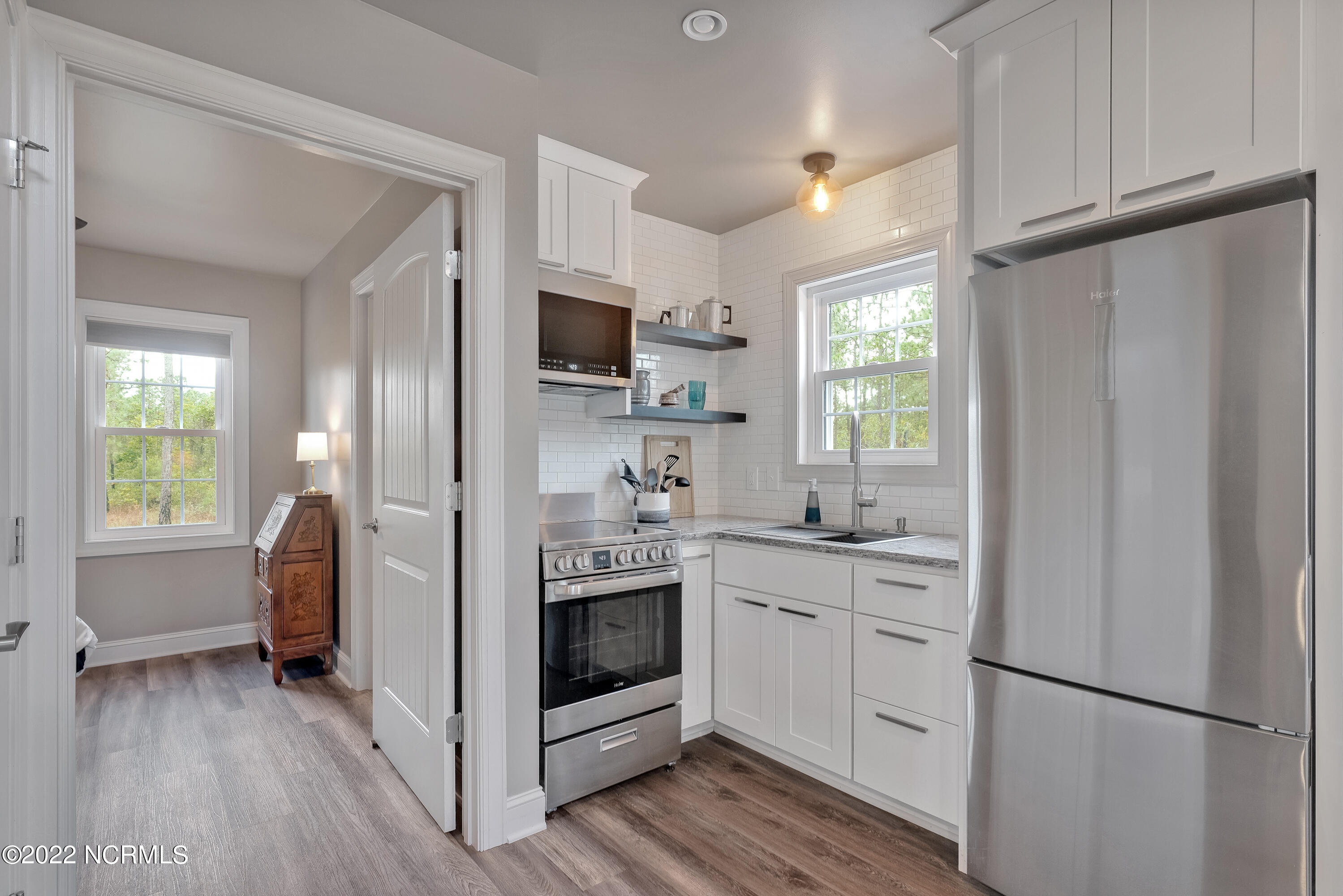 1663 Pinnacle Parkway Hampstead, NC 28443 - Photo 40 of 53 Kitchen area in law suite
