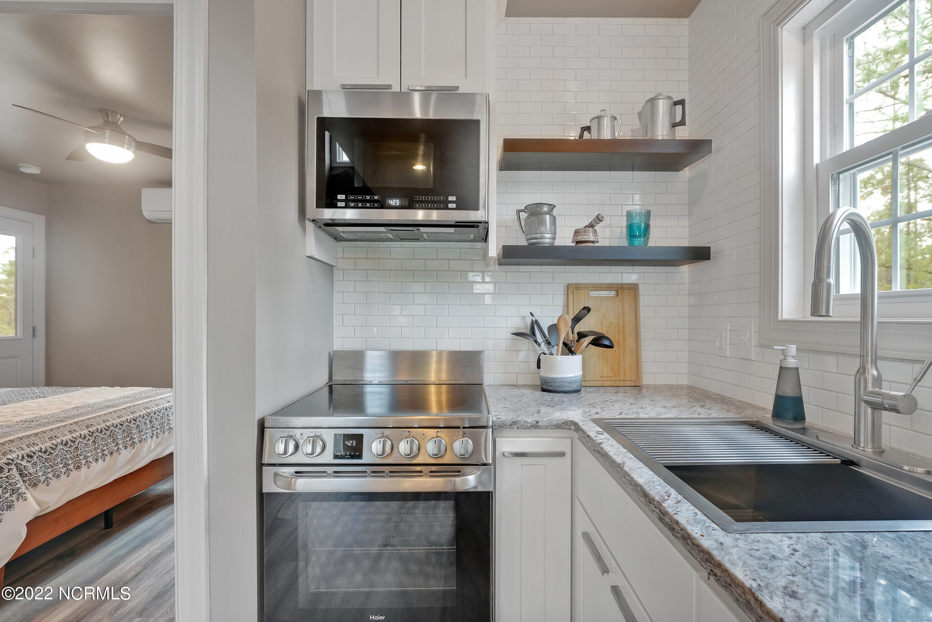 1663 Pinnacle Parkway Hampstead, NC 28443 - Photo 41 of 53 Kitchen in MIL