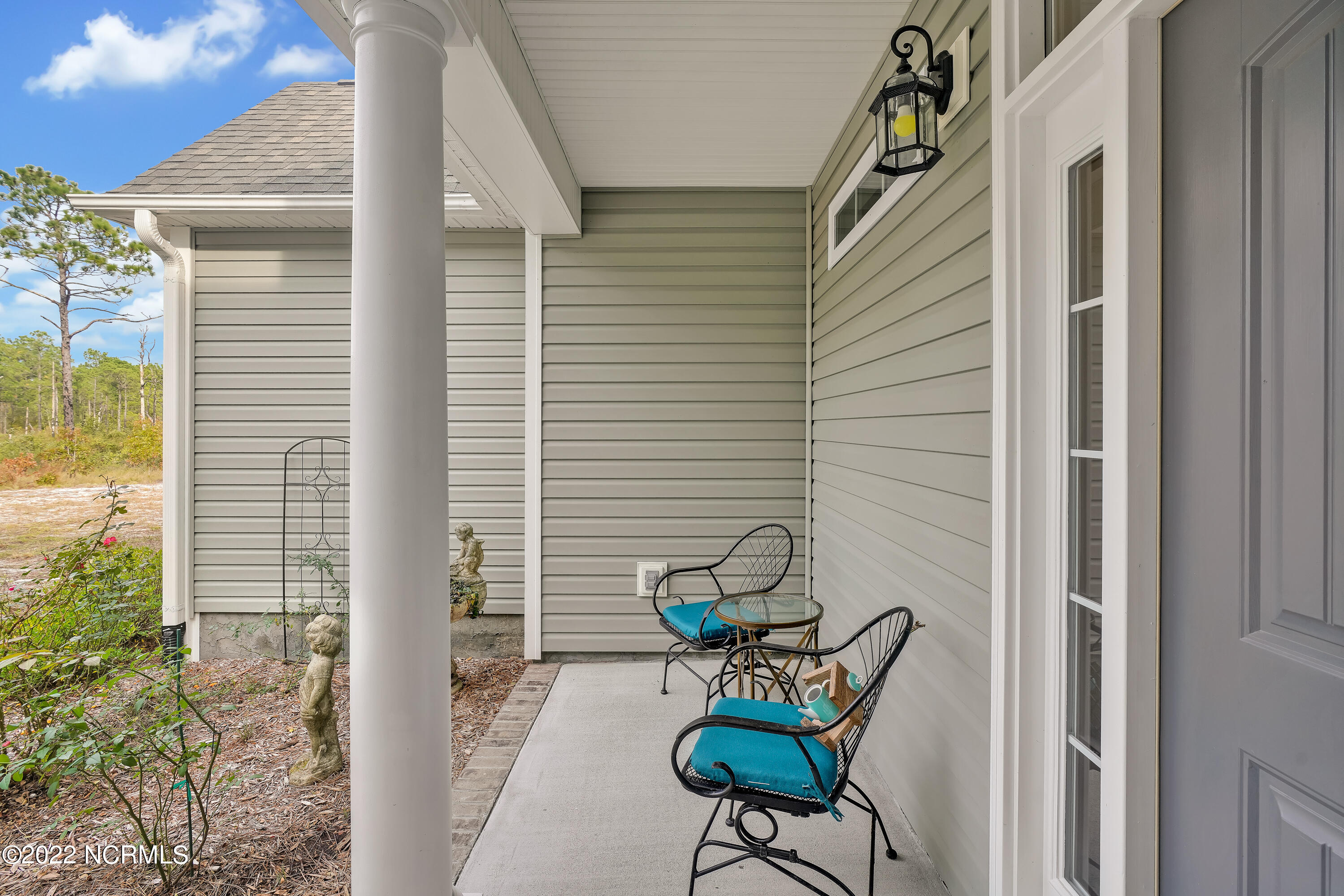 1663 Pinnacle Parkway Hampstead, NC 28443 - Photo 6 of 53 Front Steps