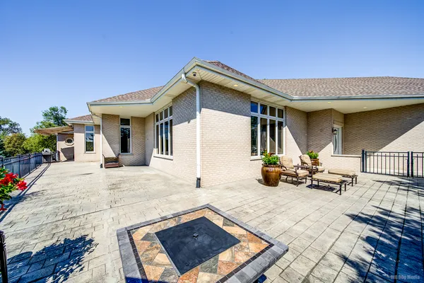$2,249,000 | 13100 Fox Lane, Lemont, IL 60439