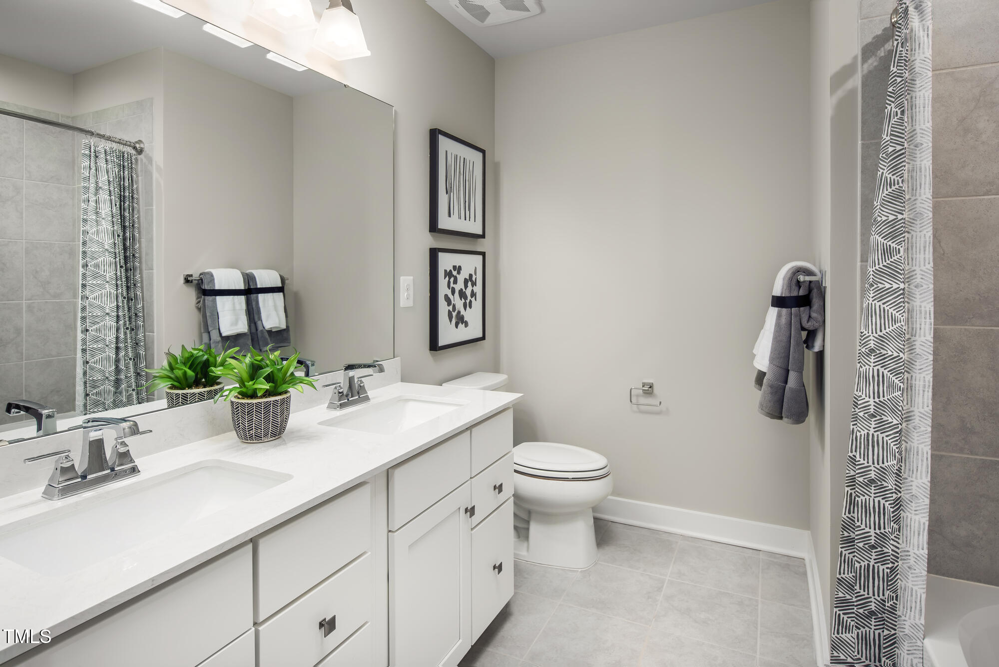 882 Nichols View Raleigh, NC 27604 - Photo 19 of 26 17 eSC_5314