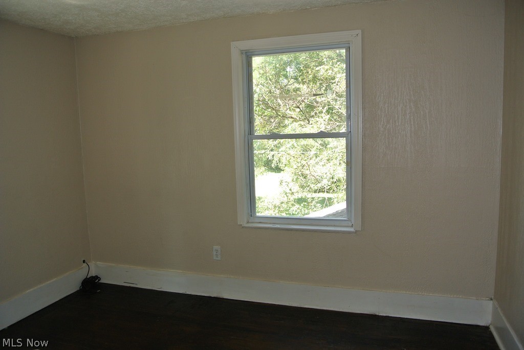695 Aberdeen Street Akron, OH 44310 - Photo 18 of 25