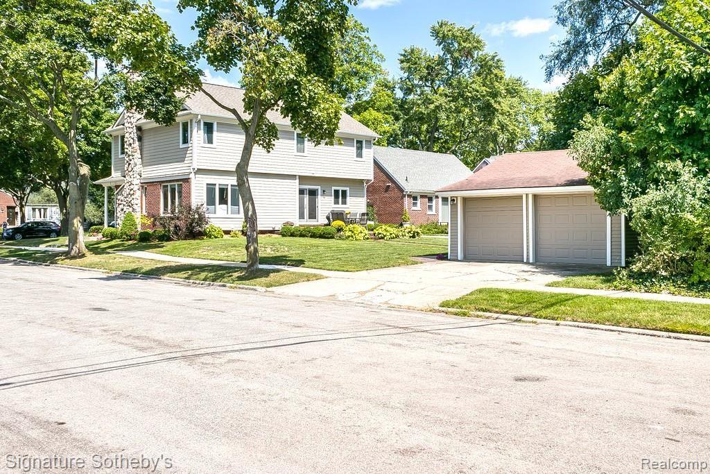 2316 Windemere Road Birmingham, MI 48009 - Photo 33 of 38 2 Car Garage