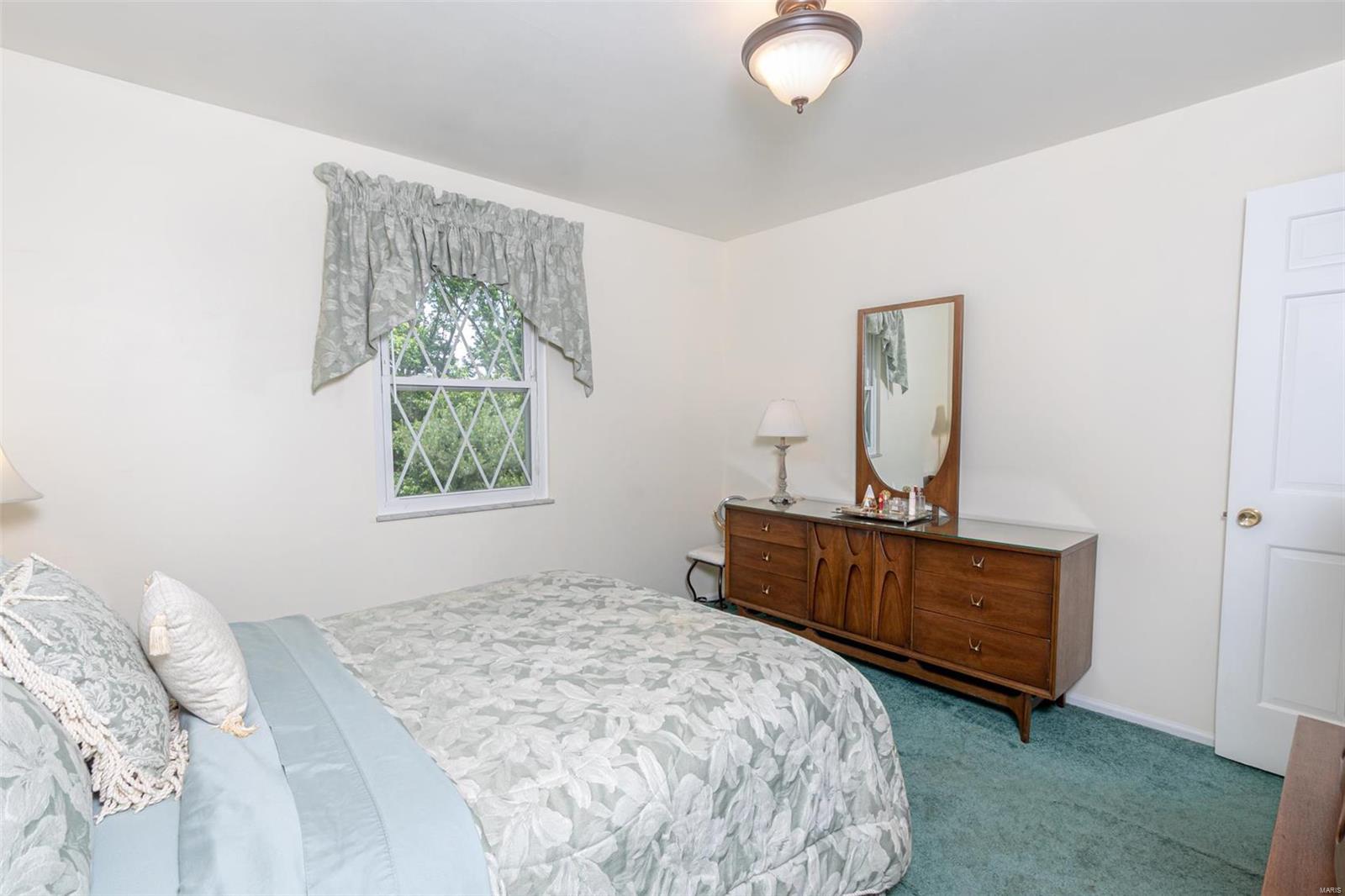 11627 Denny Road St. Louis, MO 63126 - Photo 20 of 34 Gallery Image 20