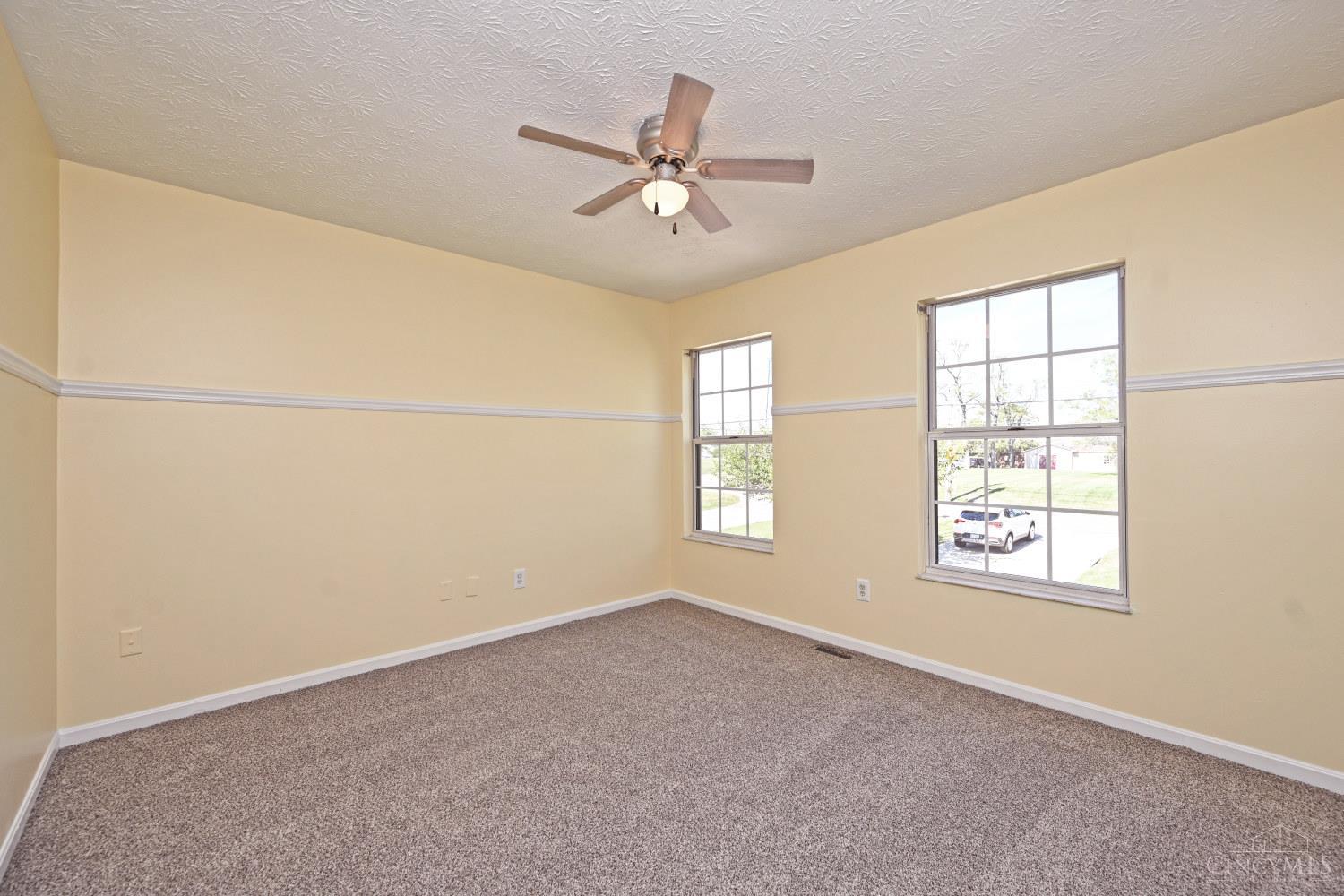 7853 West Chester Road West Chester, OH 45069 - Photo 26 of 54 Bedroom #2 11'3"x11', new carpet.