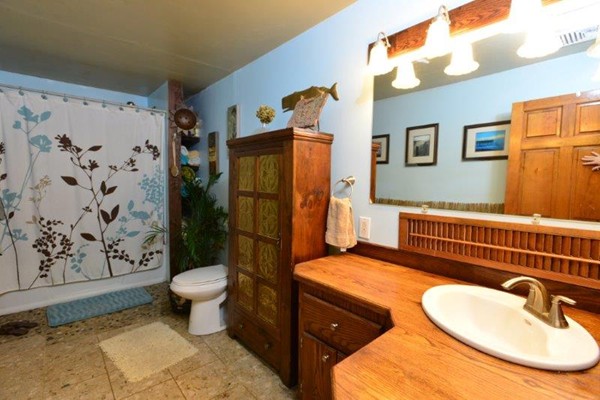 1076 Newhall Street Fall River, MA 02721 - Photo 14 of 30 Gallery Image 14
