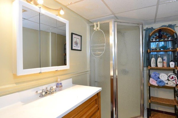 1076 Newhall Street Fall River, MA 02721 - Photo 21 of 30 Gallery Image 21