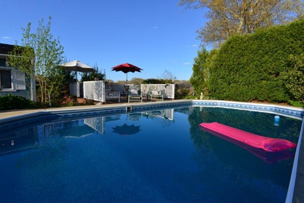 1076 Newhall Street Fall River, MA 02721 - Photo 22 of 30 Gallery Image 22