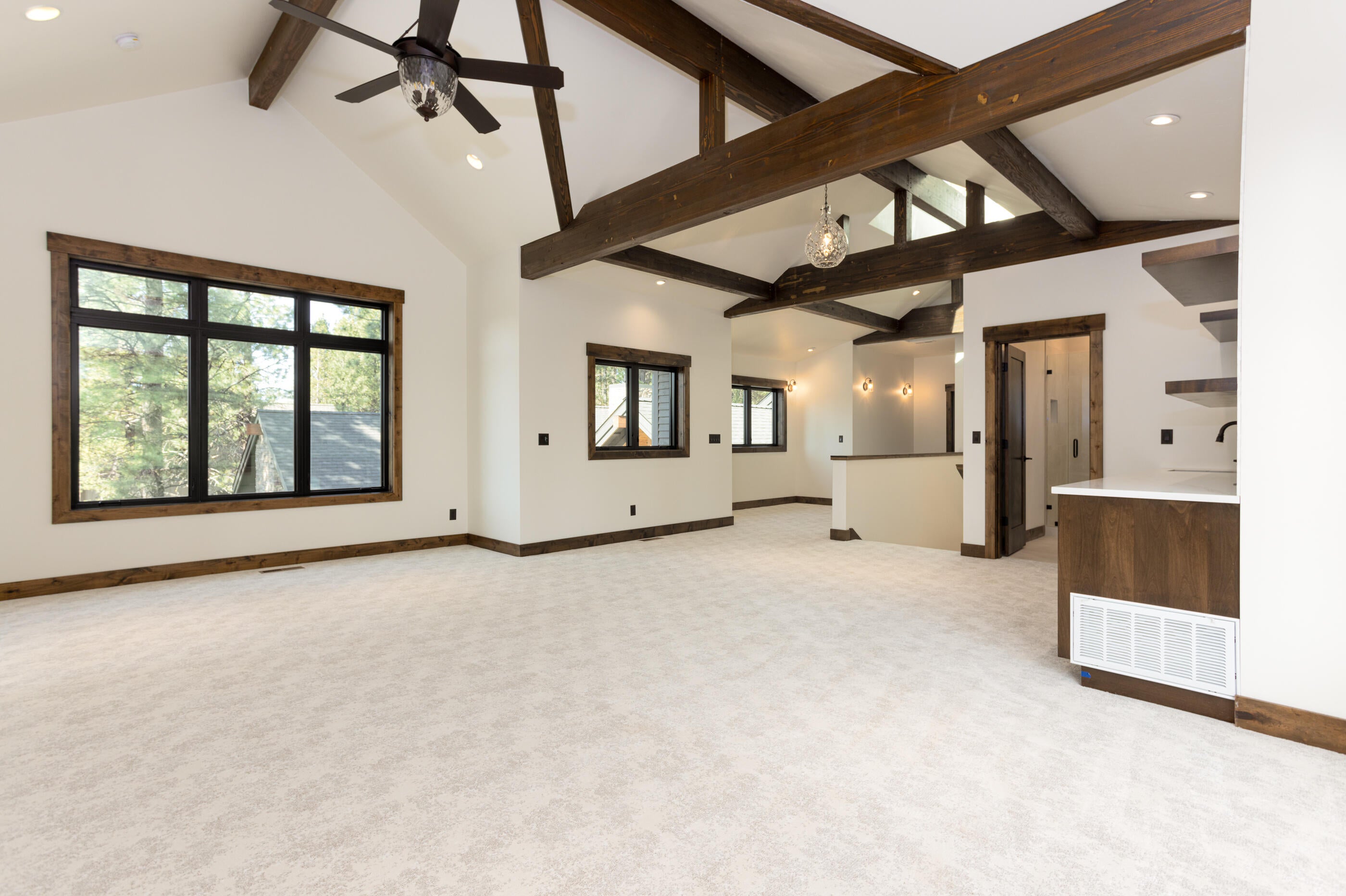 56593 Sunstone Loop, Unit 127 Bend, OR 97707 - Photo 25 of 46 Structural Beams in Bonus Room