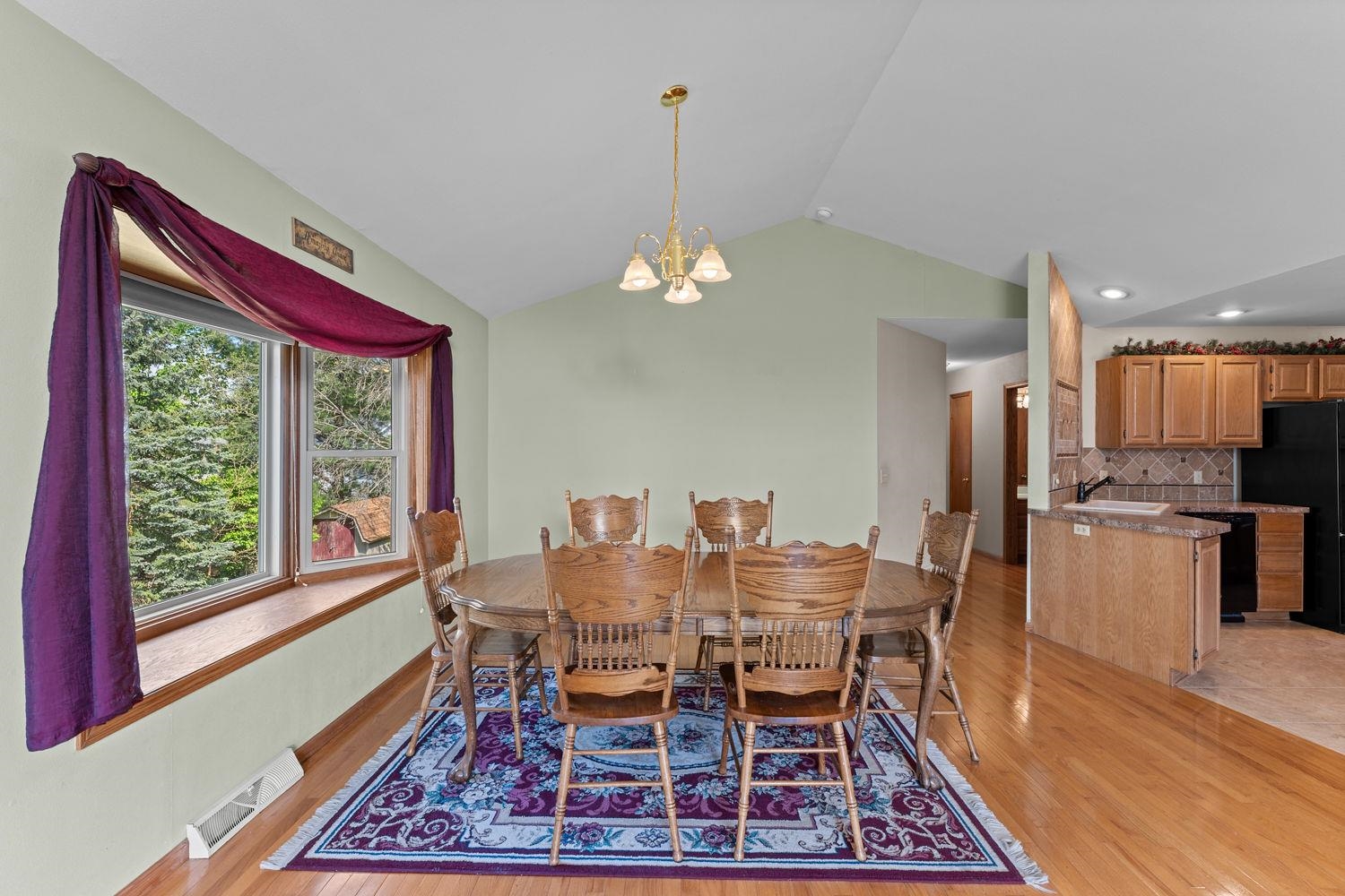1827 Huntington Park Drive Reedsburg, WI 53959 - Photo 13 of 38