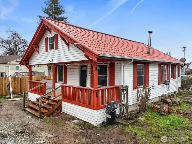 $499,000 | 709 Celery Avenue, Algona, WA 98001