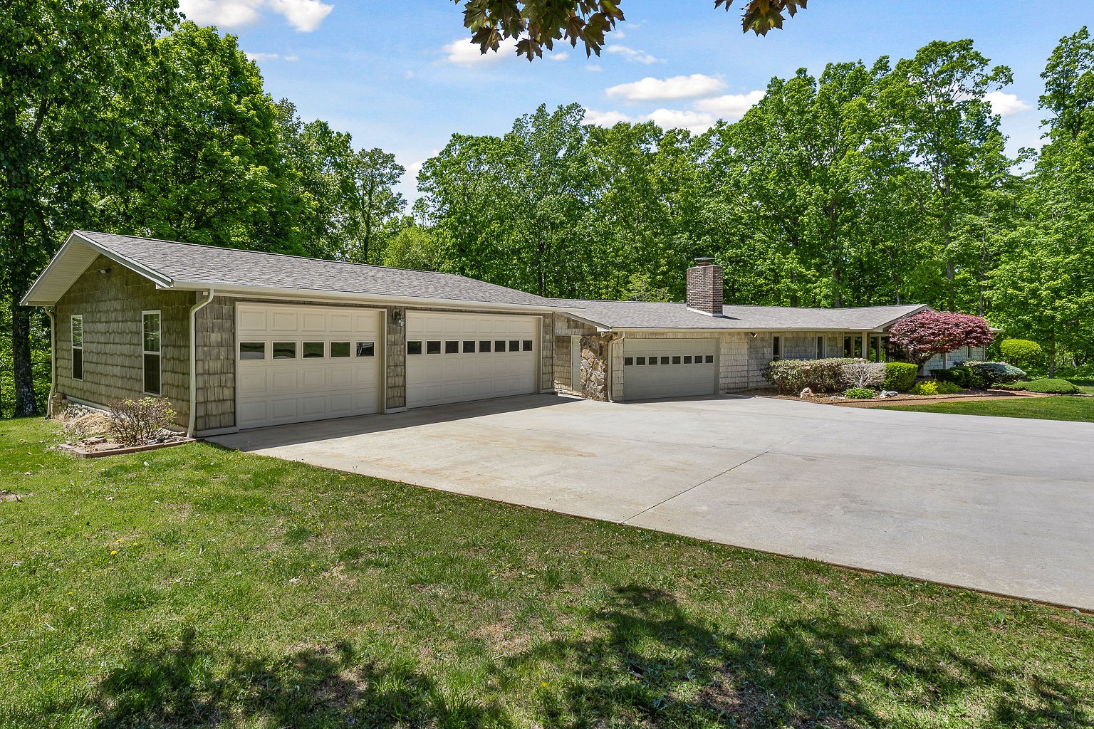 1924 Ridgewood Drive Sparta, TN 38583 - Photo 6 of 59 Gallery Image 6