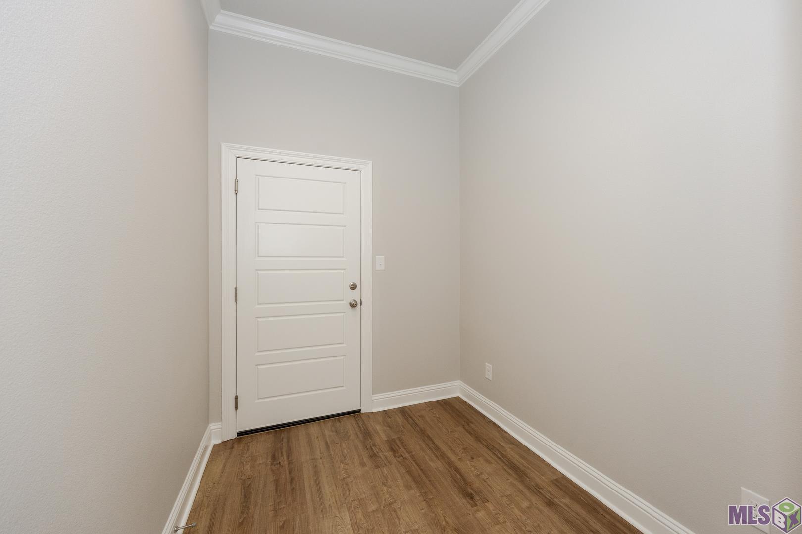 2524 Tarn Avenue Baton Rouge, LA 70810 - Photo 33 of 44 Mudroom