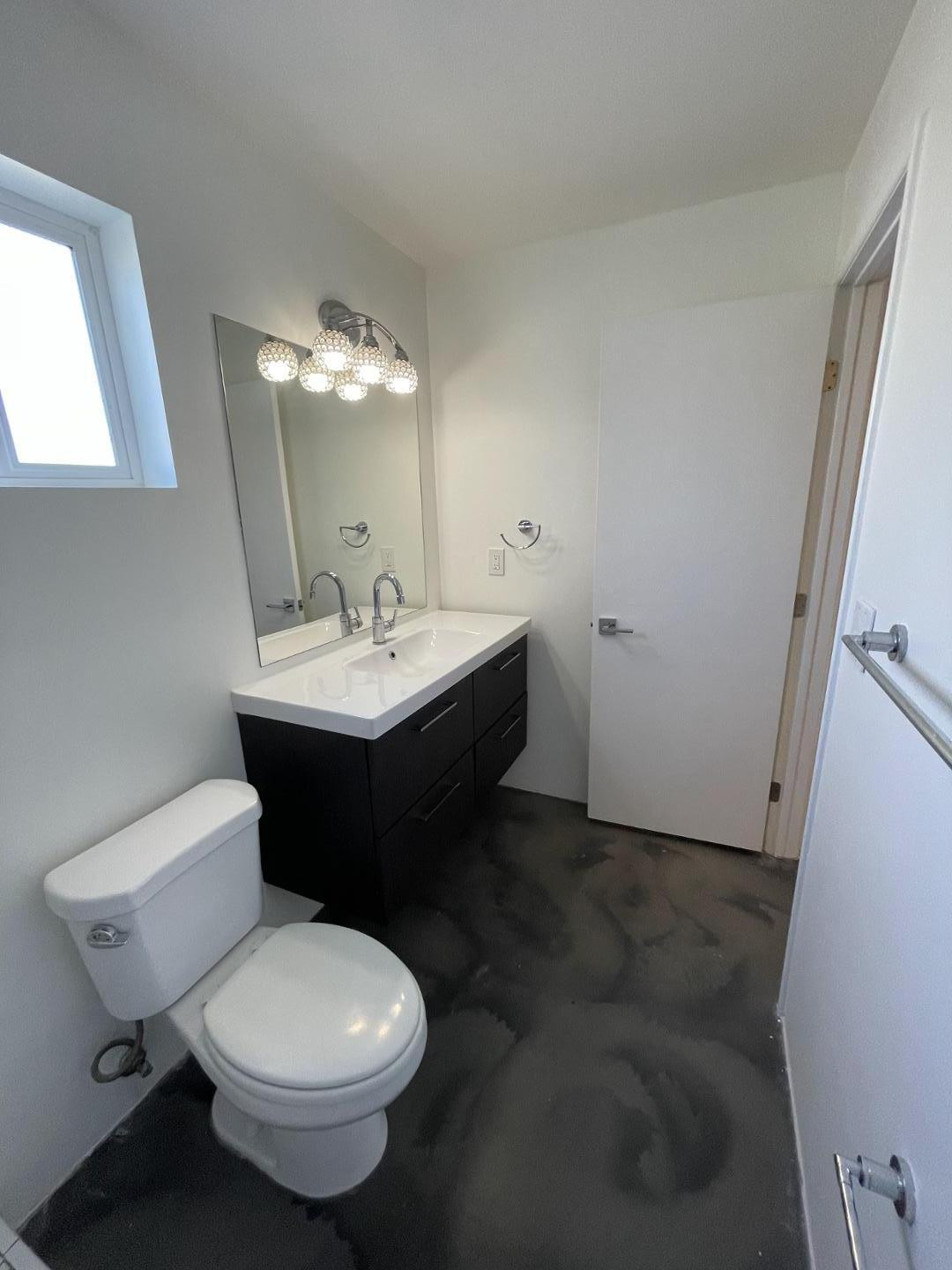 3416 North 37th Street, Unit 5 Phoenix, AZ 85018 - Photo 8 of 11 Photo #8