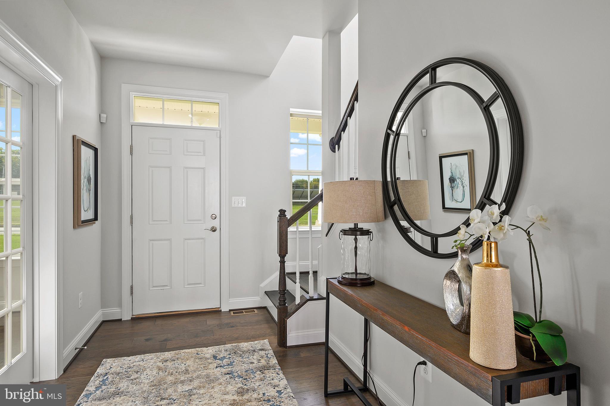 6811 Martin Road Columbia, MD 21044 - Photo 20 of 30 Foyer