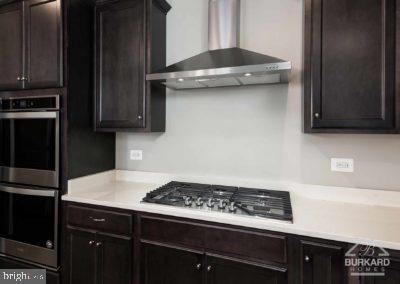 6811 Martin Road Columbia, MD 21044 - Photo 3 of 30 Kitchen