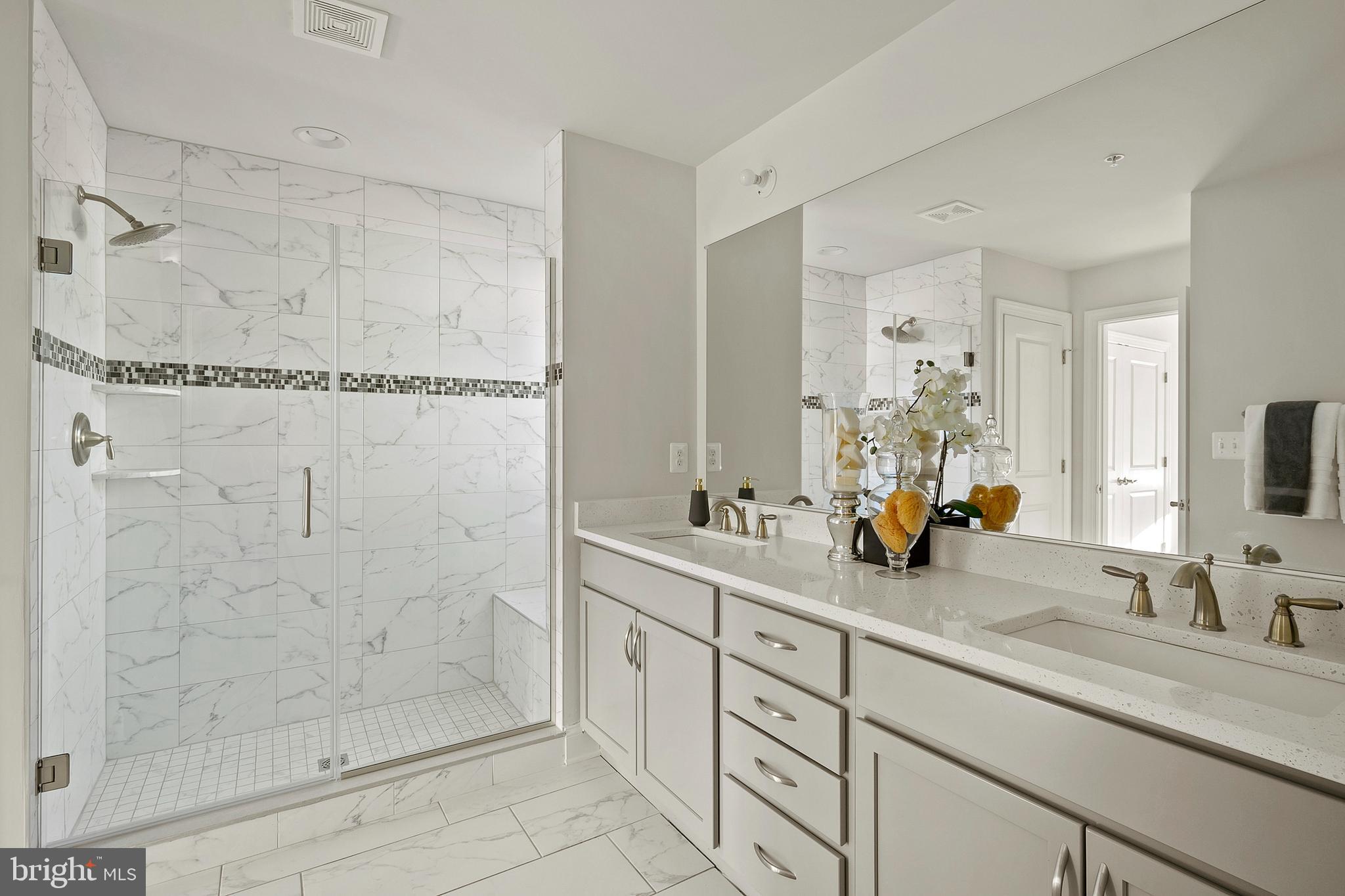 6811 Martin Road Columbia, MD 21044 - Photo 9 of 30 Master bath with walk in shower