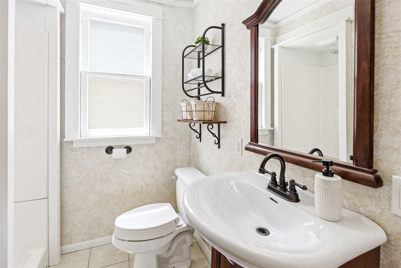 609 Wayne Street St. Joseph, MI 49085 - Photo 19 of 55
