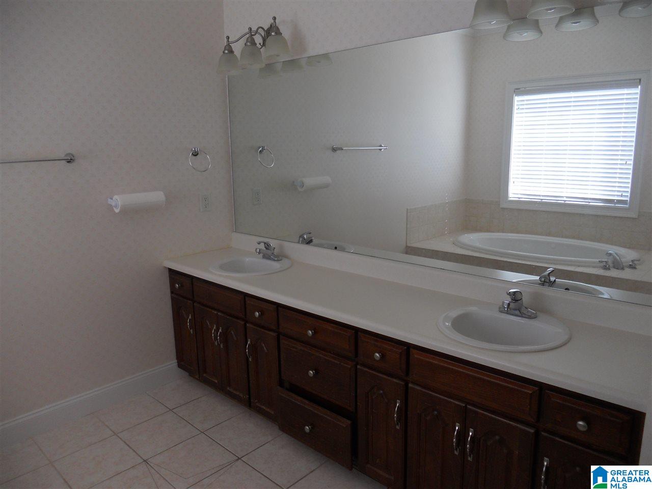 1213 James Hopkins Road Southwest Jacksonville, AL 36265 - Photo 13 of 33