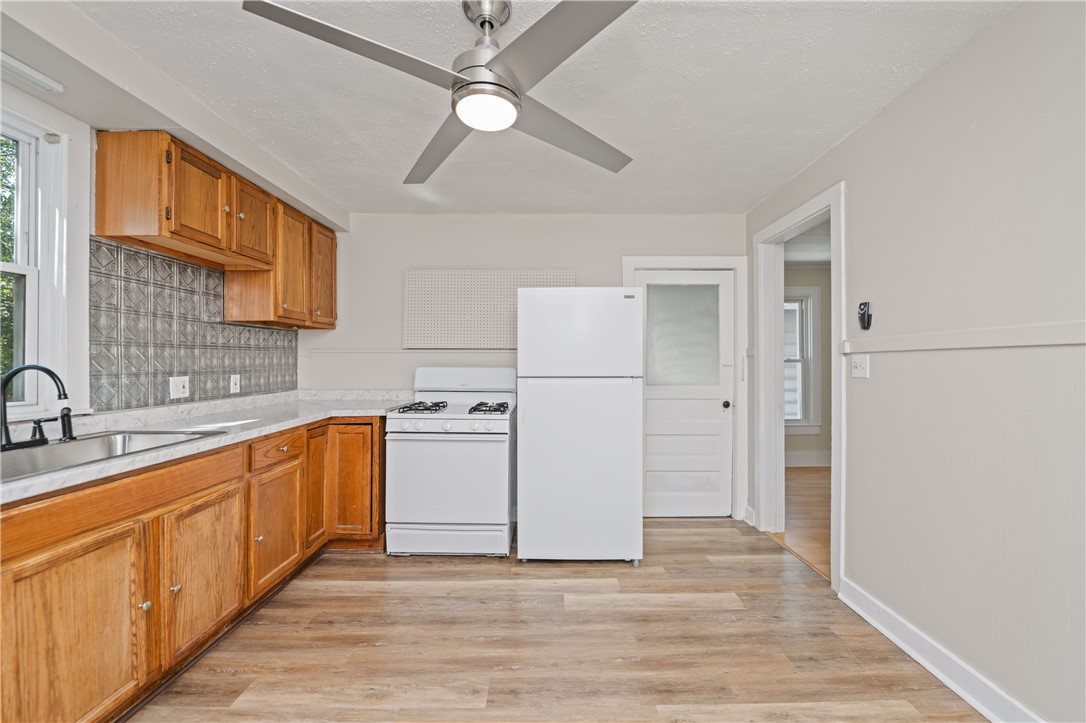 67 Seager Street Rochester, NY 14620 - Photo 20 of 42