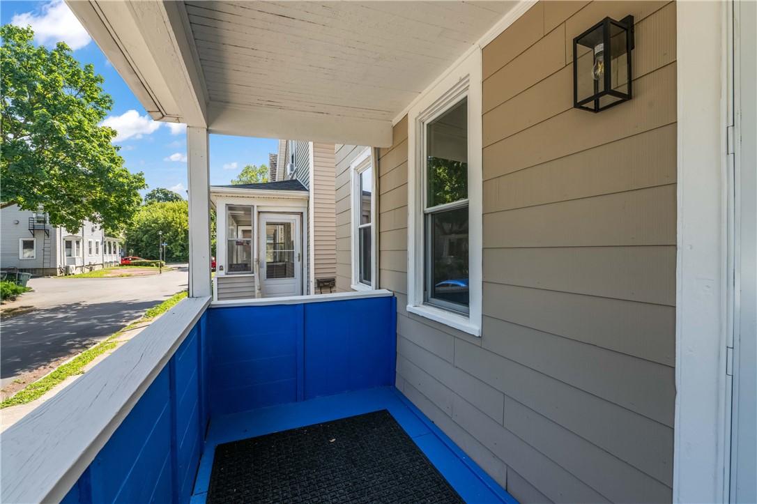 67 Seager Street Rochester, NY 14620 - Photo 4 of 42