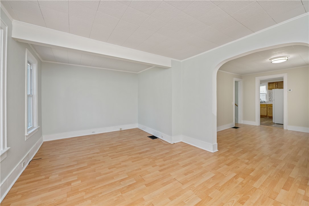 67 Seager Street Rochester, NY 14620 - Photo 6 of 42