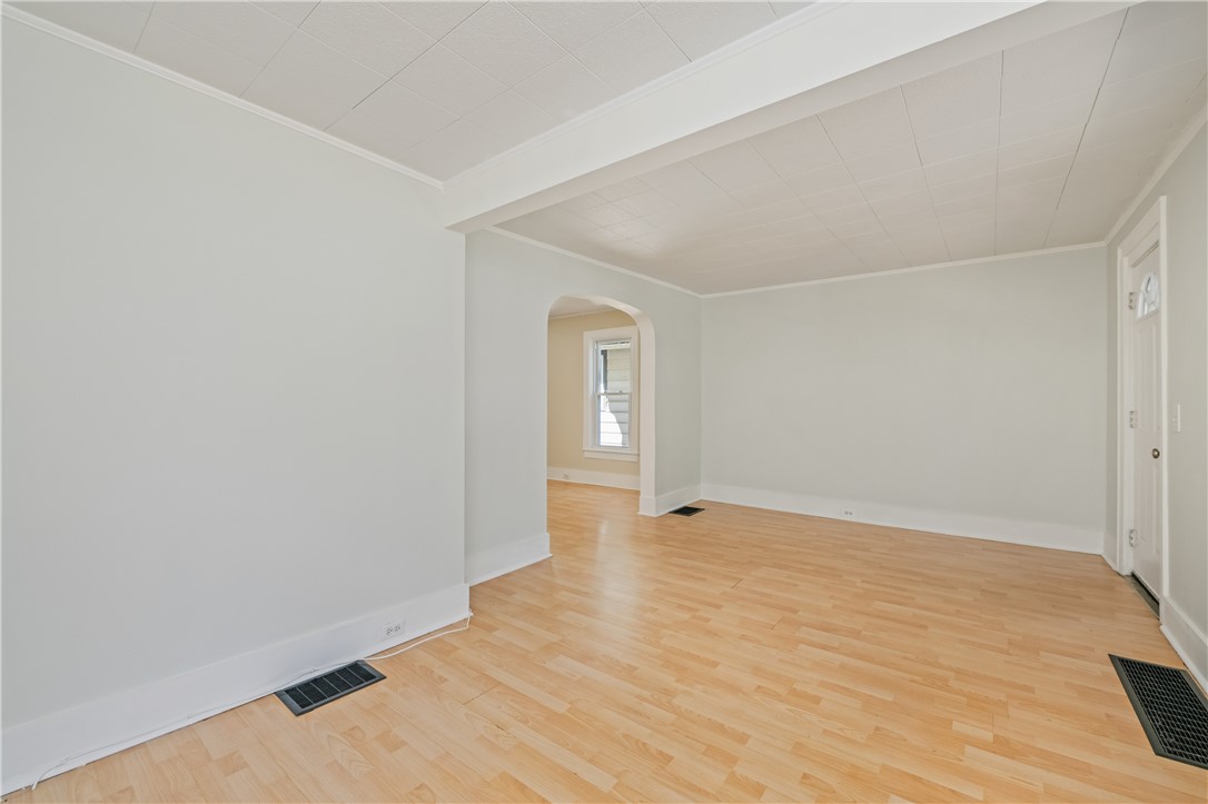 67 Seager Street Rochester, NY 14620 - Photo 9 of 42