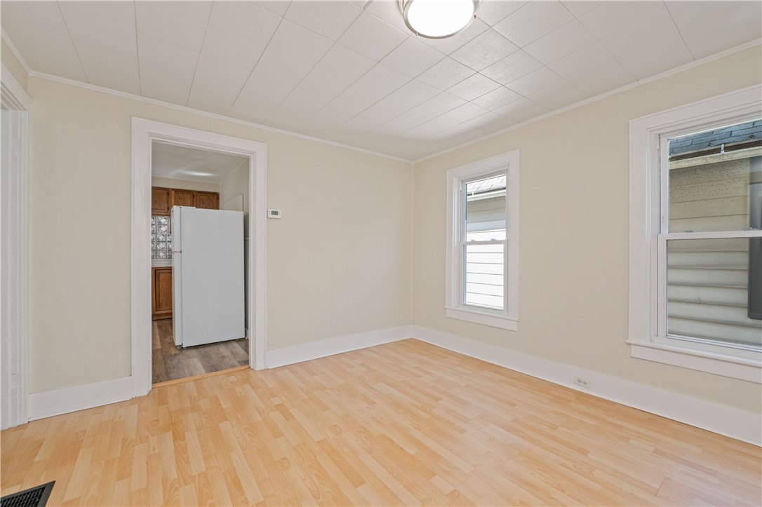 67 Seager Street Rochester, NY 14620 - Photo 10 of 42