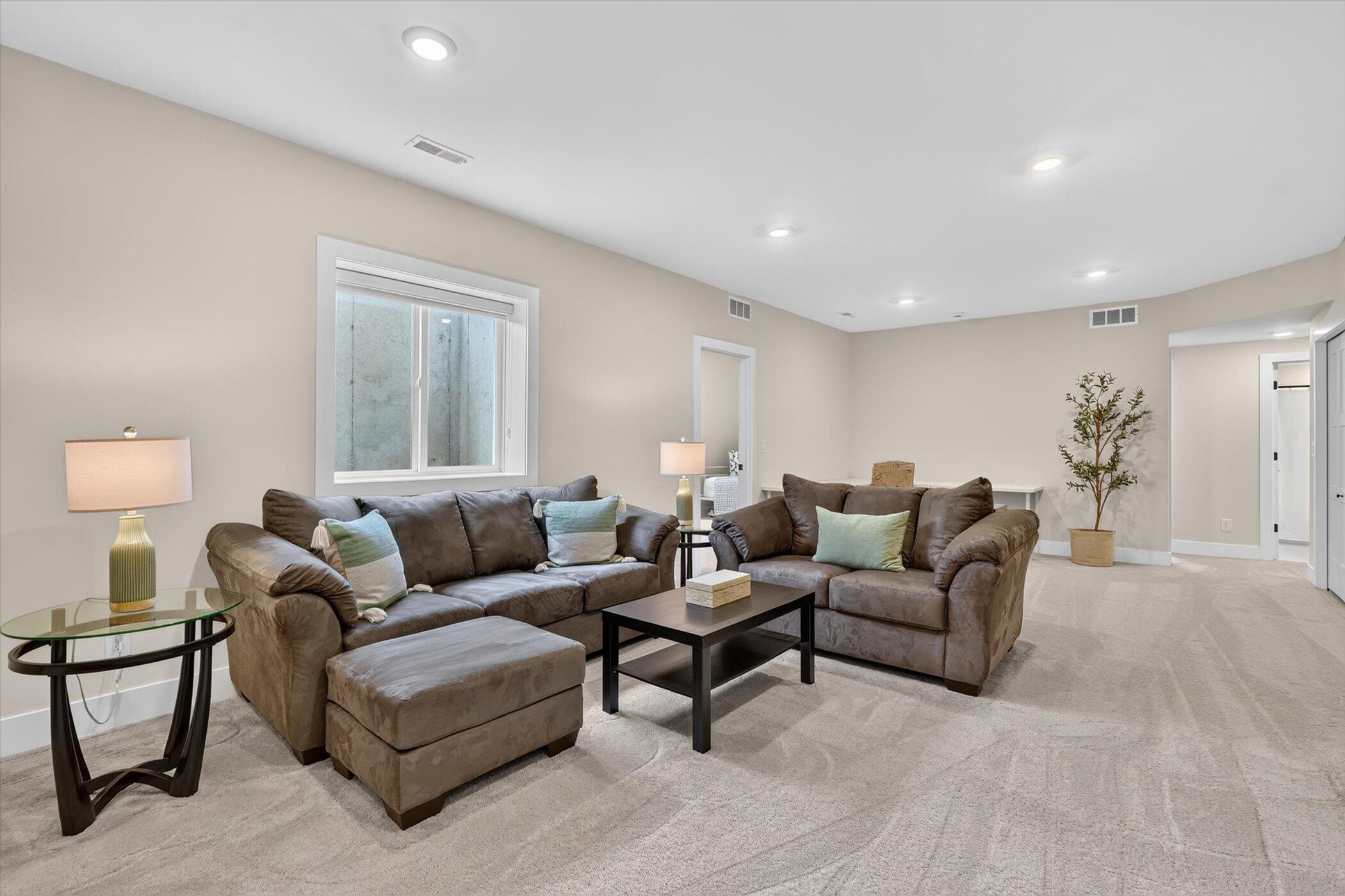7895 Oak Grove Road Howell, MI 48855 - Photo 44 of 83 45-7895-Oak-Grove-Rd-WindowStill-Photogr