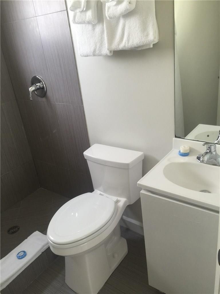2901 Riomar Street, Unit 104 Fort Lauderdale, FL 33304 - Photo 15 of 23 Photo 15