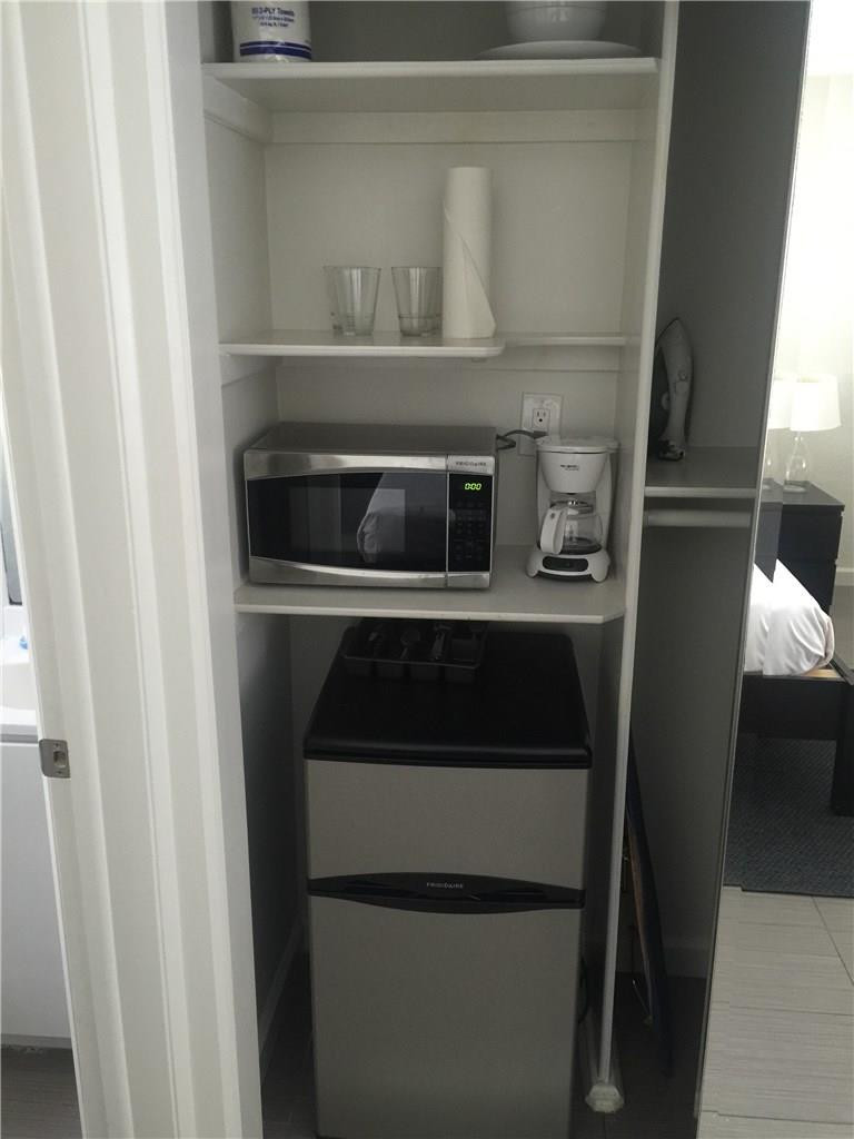 2901 Riomar Street, Unit 104 Fort Lauderdale, FL 33304 - Photo 18 of 23 Photo 18