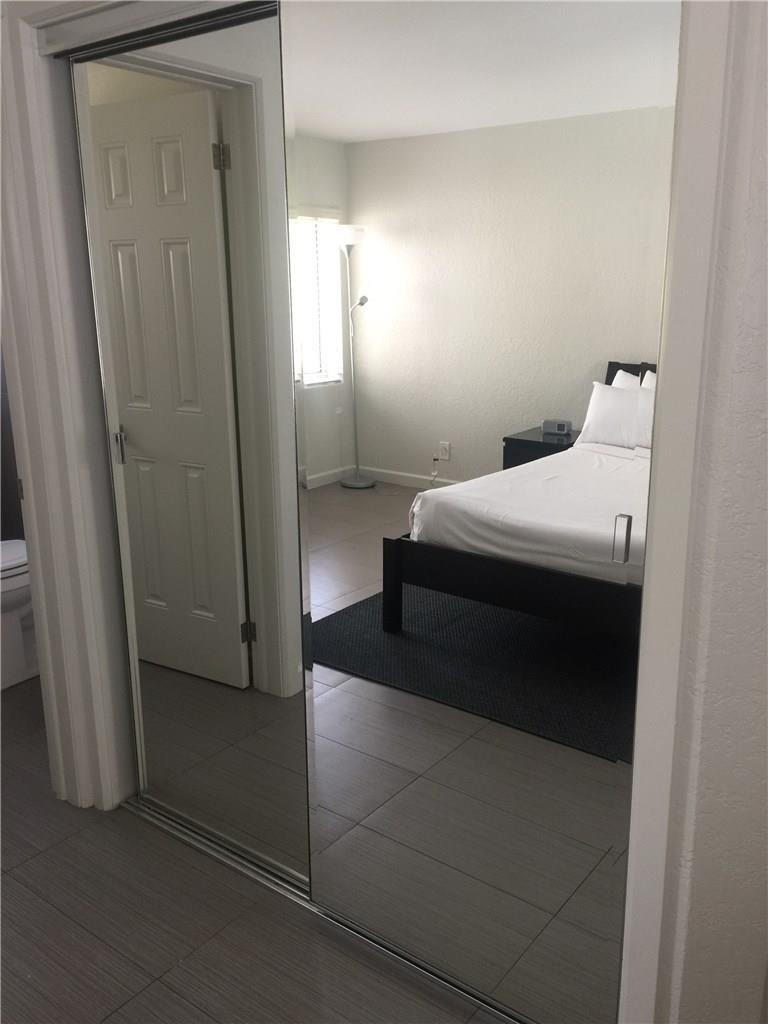 2901 Riomar Street, Unit 104 Fort Lauderdale, FL 33304 - Photo 4 of 23 Photo 4