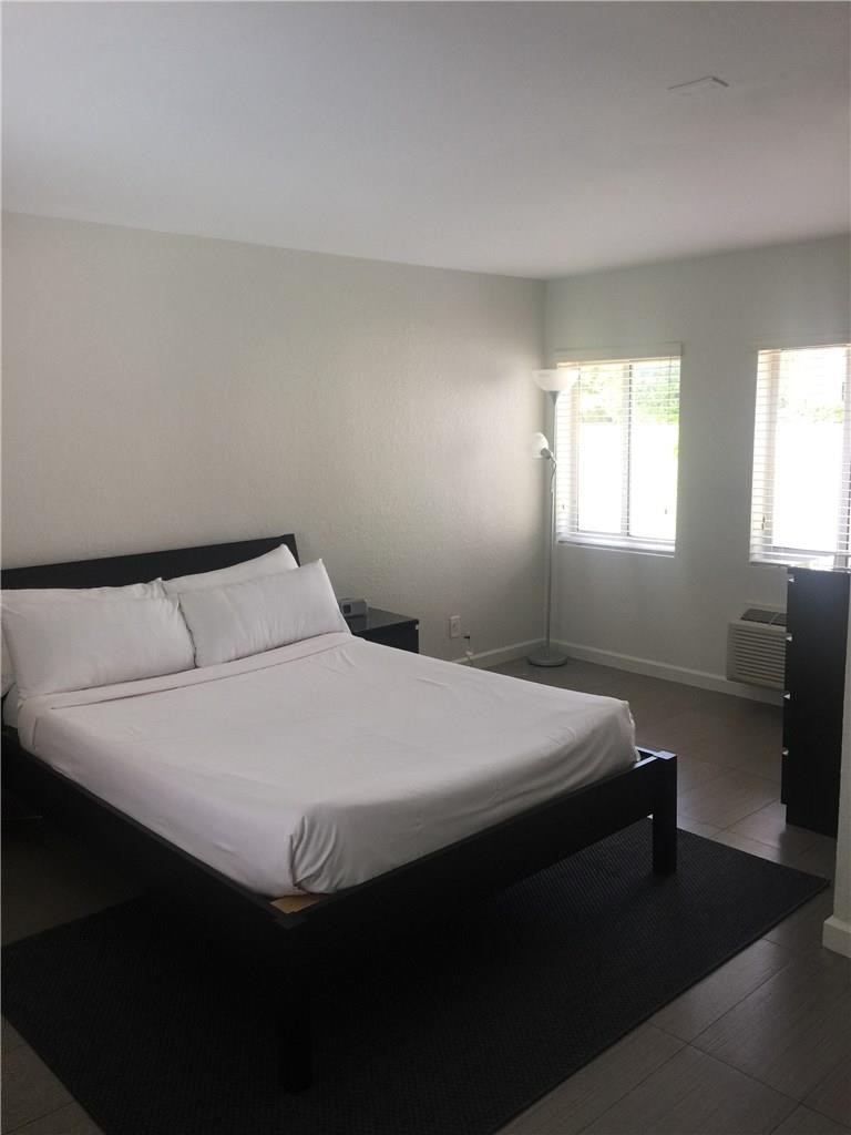 2901 Riomar Street, Unit 104 Fort Lauderdale, FL 33304 - Photo 7 of 23 Photo 7