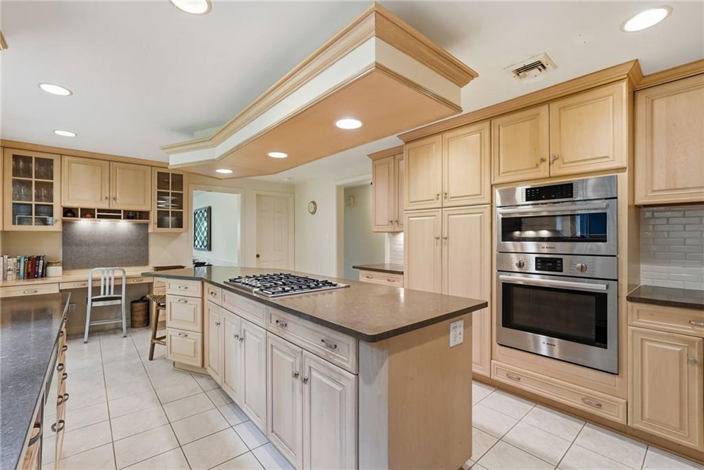 125 Riding Trail Lane Pittsburgh, PA 15215 - Photo 20 of 49 Gallery Image 20