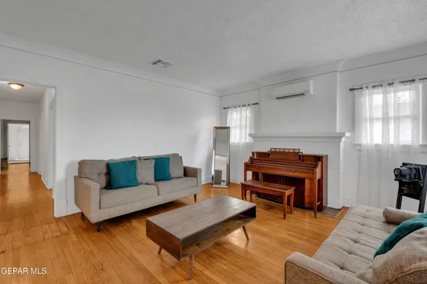 $200,000 | 3601 La Luz Avenue, El Paso, TX 79903