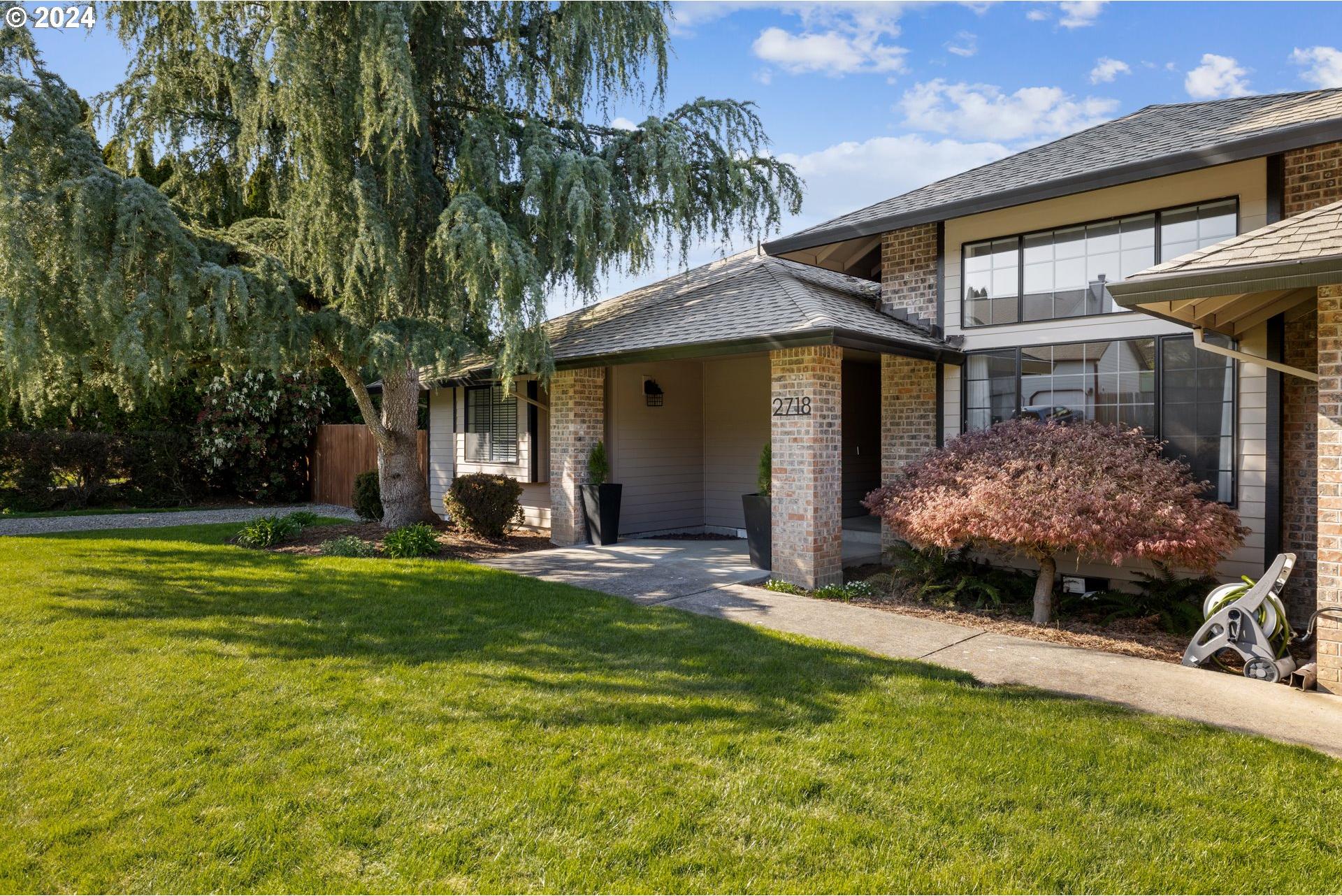 2718 Northeast 164th Street Ridgefield, WA 98642 - Photo 3 of 34 Gallery Image 3