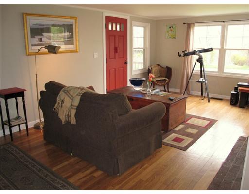 172 Bristol Road Damariscotta, ME 04543 - Photo 11 of 18 Living Room.