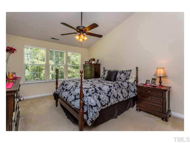4534 Sugarbend Way Raleigh, NC 27606 - Photo 14 of 24 Gallery Image 14