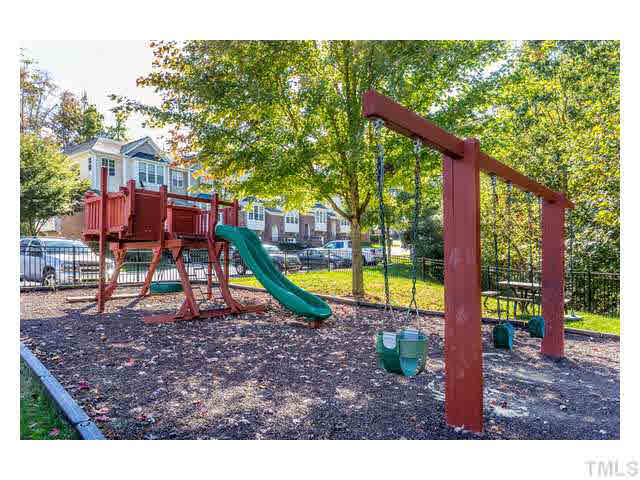 4534 Sugarbend Way Raleigh, NC 27606 - Photo 20 of 24 Gallery Image 20