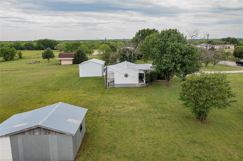 1501 Joyce Road Kaufman, TX 75142 - Photo 11 of 37 a view of a city from a yard